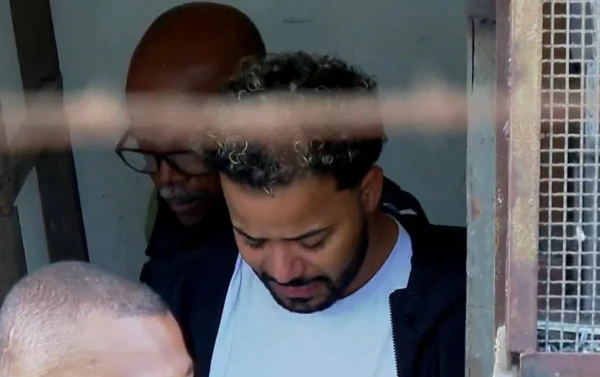 Hytalo Santos chora ao ser transferido para presídio na capital paulista