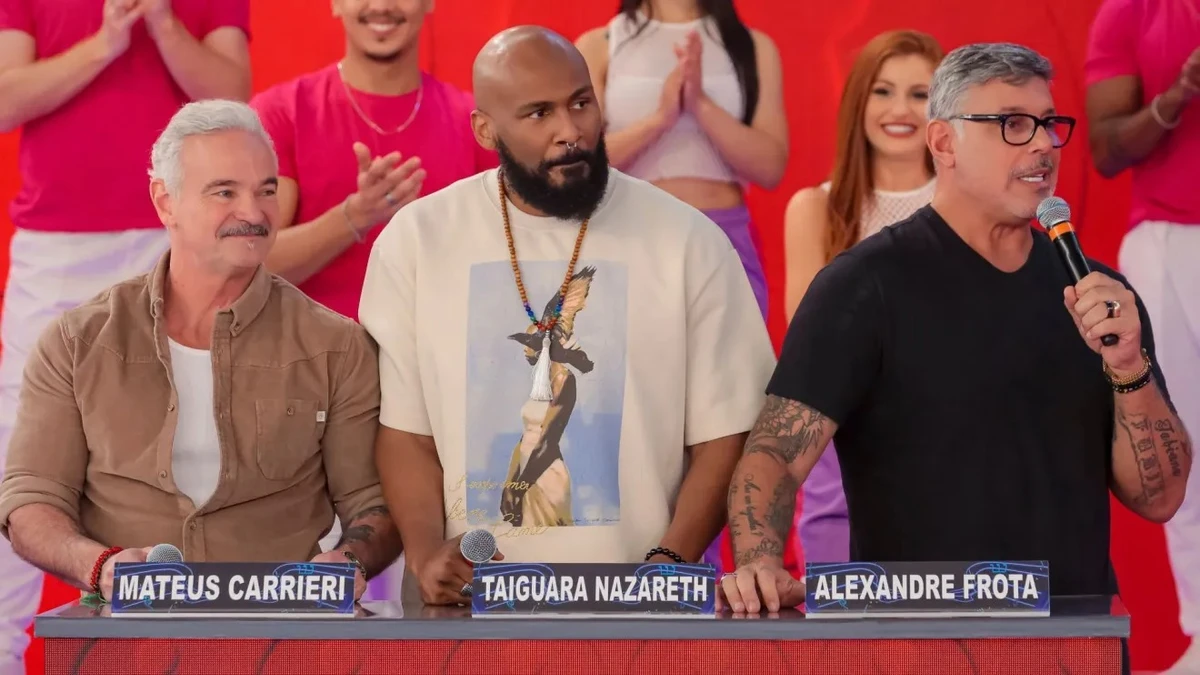 Mateus Carrieri, Taiguara Nazareth e Alexandre Frota participam do "Qual é a música?", no "Programa Silvio Santos" por Reprodução/Gabriel Cardoso/SBT