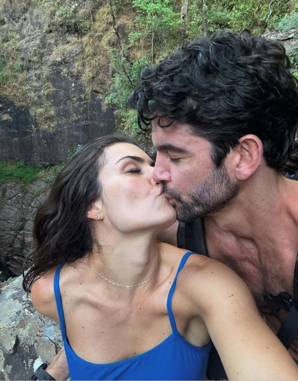 Nathalia Arcuri e o namorado Lucas Pugliessa por Reprodução / Instagram