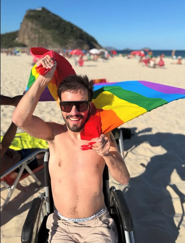 Pedro Fernandes é Peter de "Dona de Mim" por Reprodução / Instagram