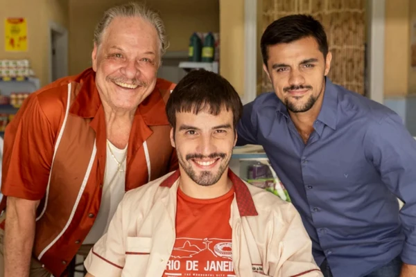 Peter de "Dona de Mim" por Reprodução