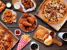 Imagem - Ultraprocessados fazem jovens 'beliscar' mais e engordar ao longo dos anos, diz estudo