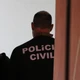 Imagem - Homem é preso por estuprar filha e ter dois bebês com ela
