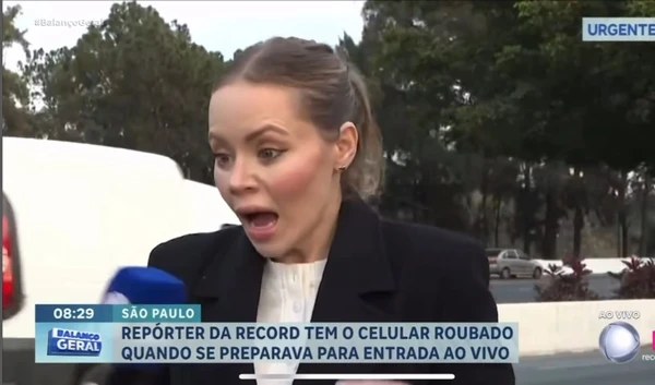 Beatriz Casadei foi surpreendida por criminoso em bicicleta por REprodução/Record