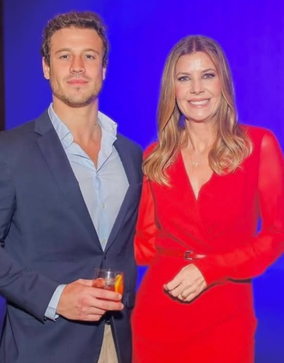 Fabiana Scaranzi e filho Felipe London por Reprodução