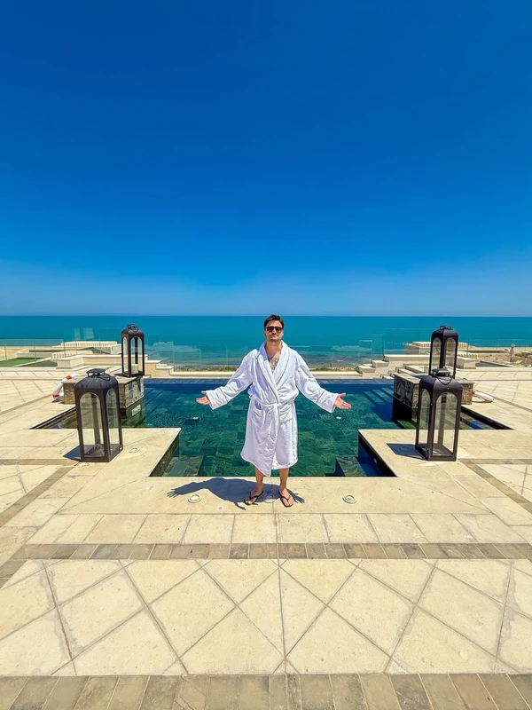 Felipe Neto de férias na Europa por Reprodução/Instagram