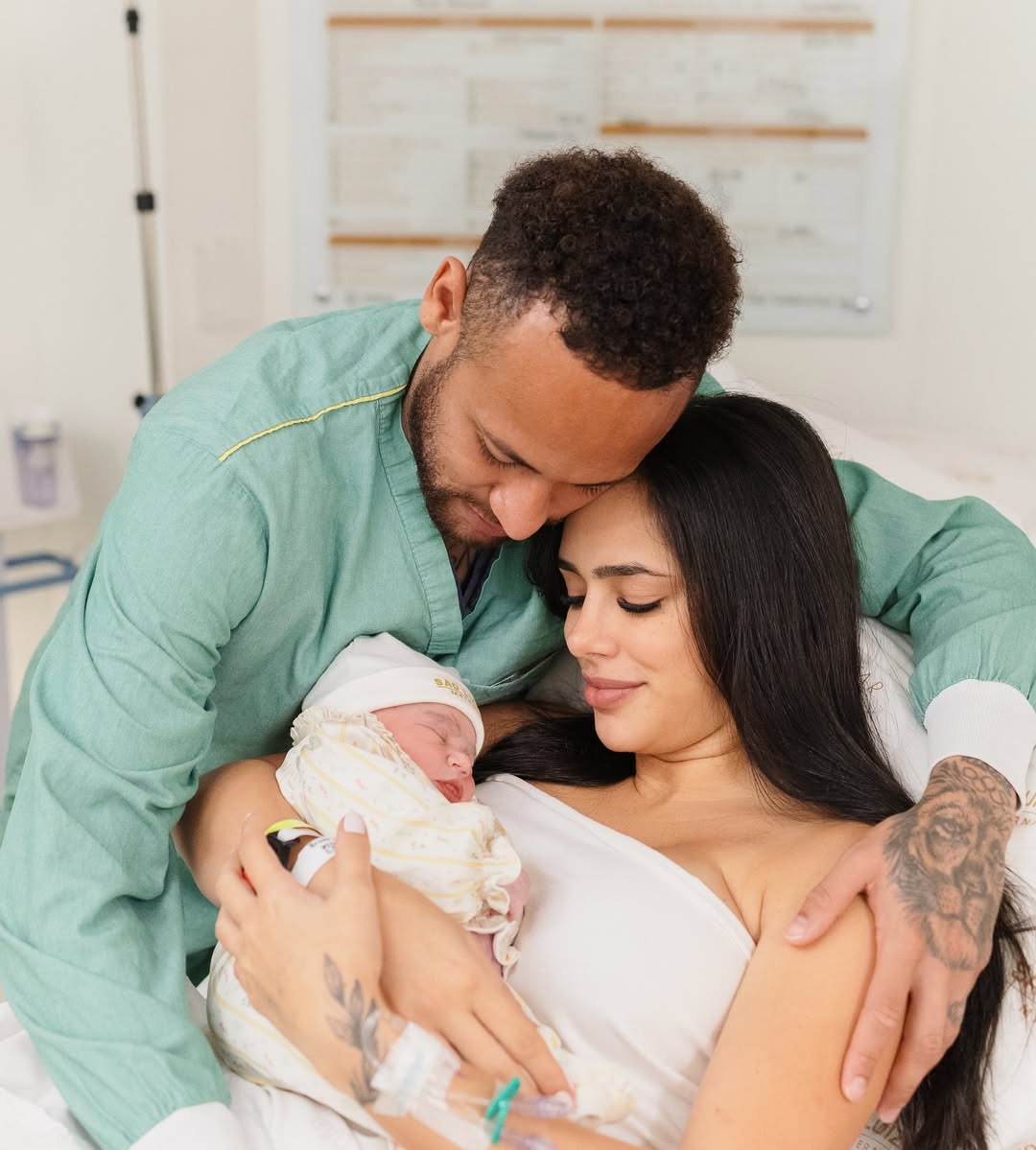 Neymar, Bruna Biancardi, Mavie e Mel por Reprodução/Instagram