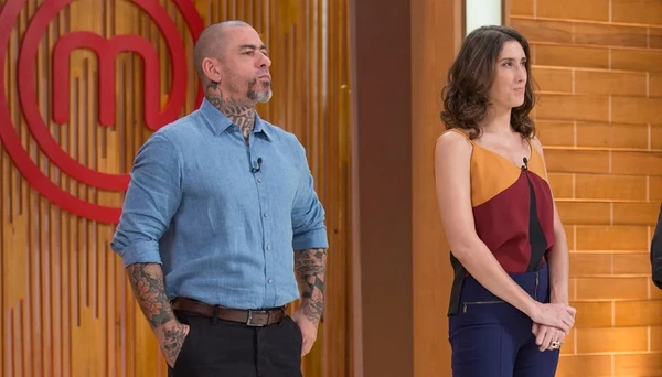 Paola Carosella fala sobre boatos de romance com Fogaça por Reprodução