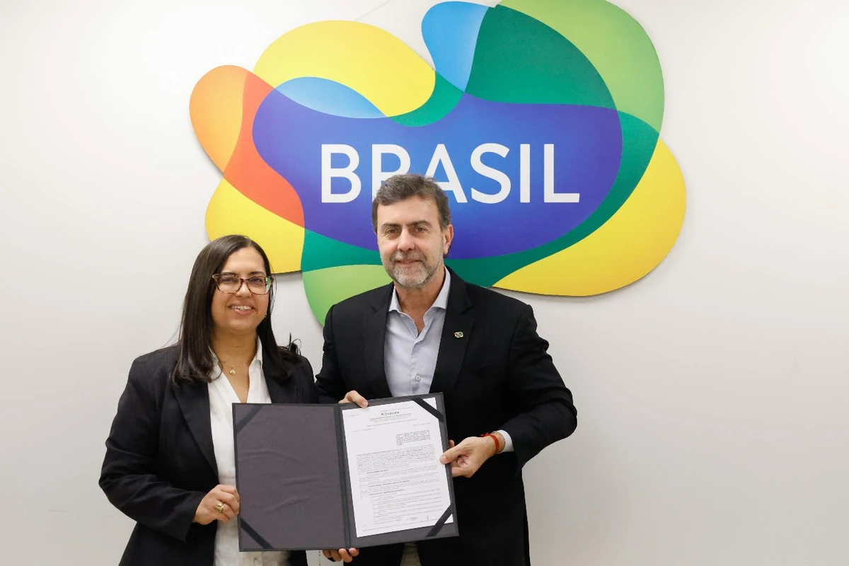 Prefeitura de Salvador e Embratur assinam acordo para fortalecer a promoção internacional do turismo da capital baiana