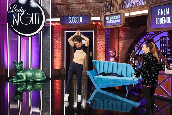Rodrigo Faro na estreia do Lady Night por Juliana Coutinho/Multishow
