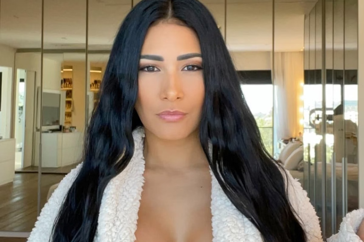 Simaria Mendes, cantora  por Reprodução