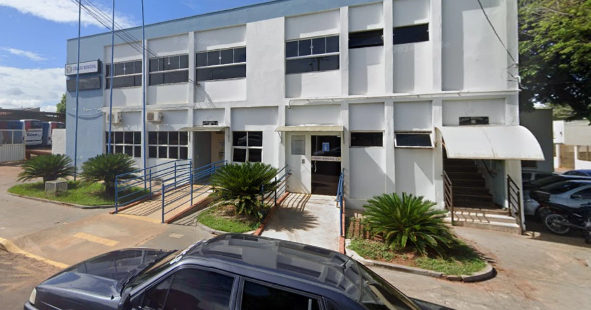 Imagem - Prefeitura abre inscrições de concurso com salários que chegam a R$ 13,6 mil