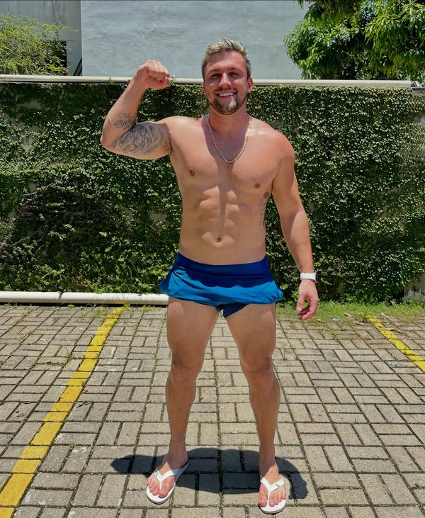 Arthur Picoli por Reprodução/Instagram