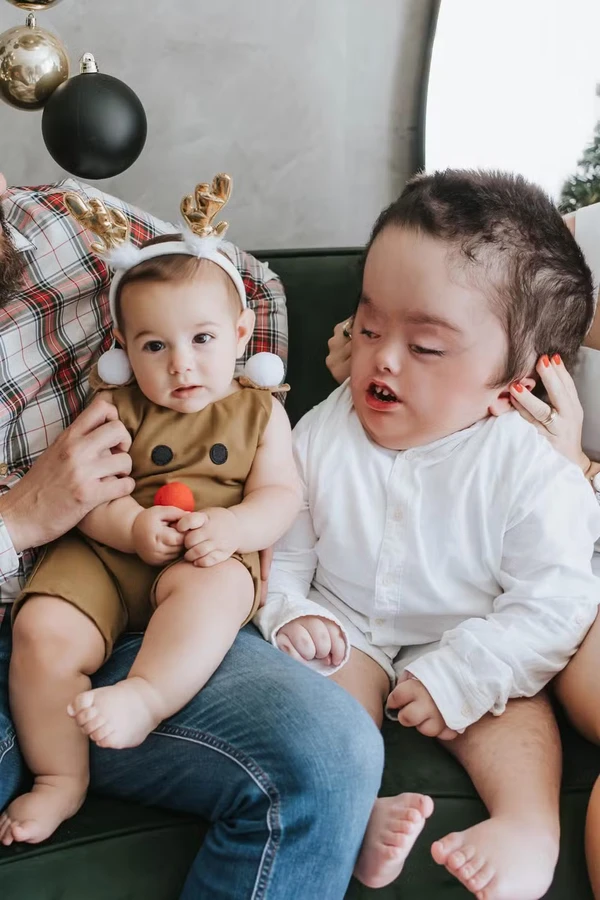 Bruna e Gabriel Massa são pais de Noah e Davi  por Acervo pessoal
