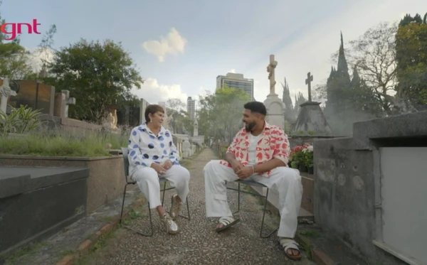 Marcia Sensitiva no "Avisa Lá que Eu Vou", comandado por Paulo Vieira por Reprodução