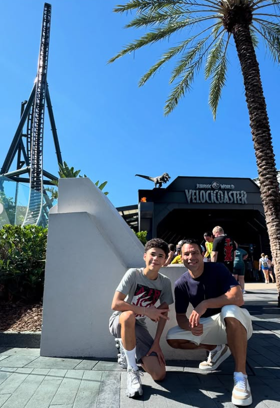 Marcus Buaz e filho José Marcus Buaiz em Orlando por Reprodução / Instagram