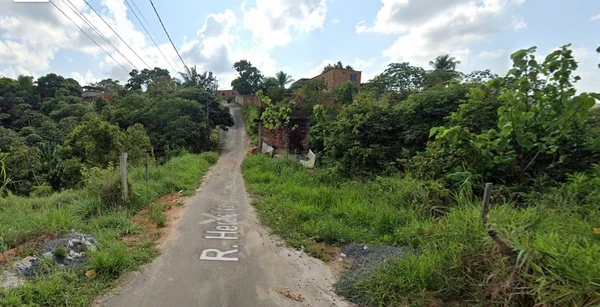 Rua Heráclito tem 15 terreiros em menos de 1 km por Google Street View