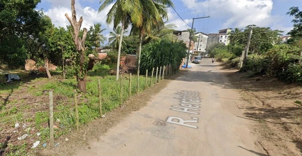 Rua Heráclito tem 15 terreiros em menos de 1 km por Google Street View