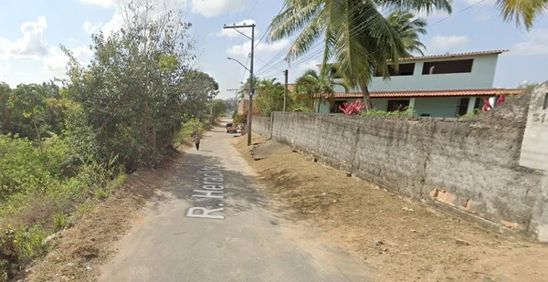 Rua Heráclito tem 15 terreiros em menos de 1 km por Google Street View
