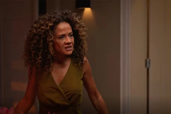 Tânia em "Dona de Mim" por Reprodução