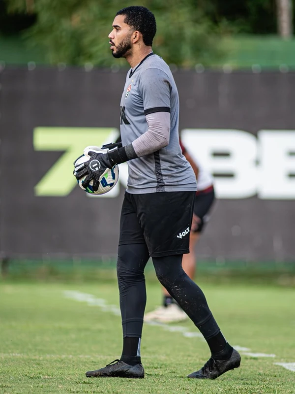 Vitória treinando em preparação para encarar o Flamengo por Victor Ferreira/EC Vitória