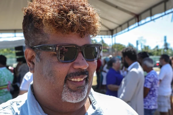  André Moreno, filho de Tatti Moreno, artista plástico que concebeu a obra por Bruno Concha / Secom PMS