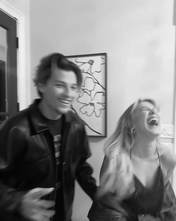 Millie Bobby Brown e Jake Bongiovi por Reprodução/Instagram