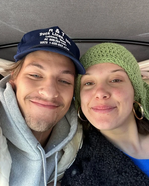 Millie Bobby Brown e Jake Bongiovi por Reprodução/Instagram