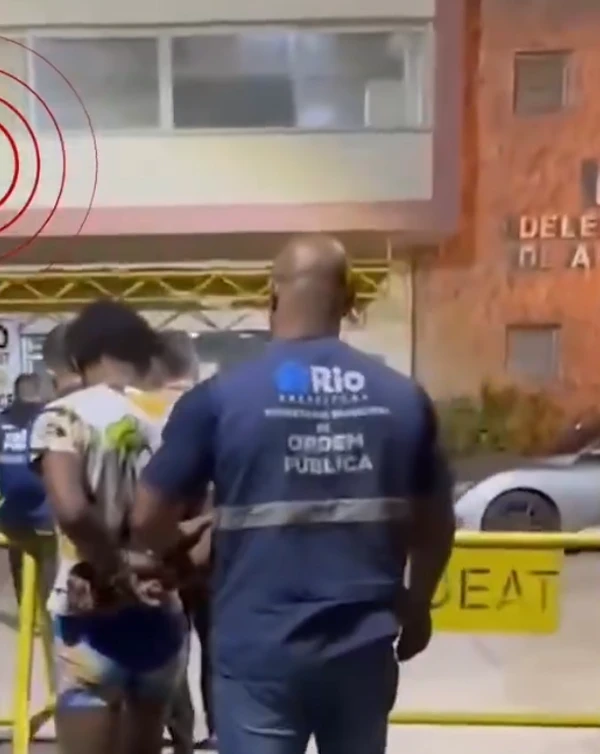 Suspeitos de furto foram presos minutos depois por Divulgação/SEOP