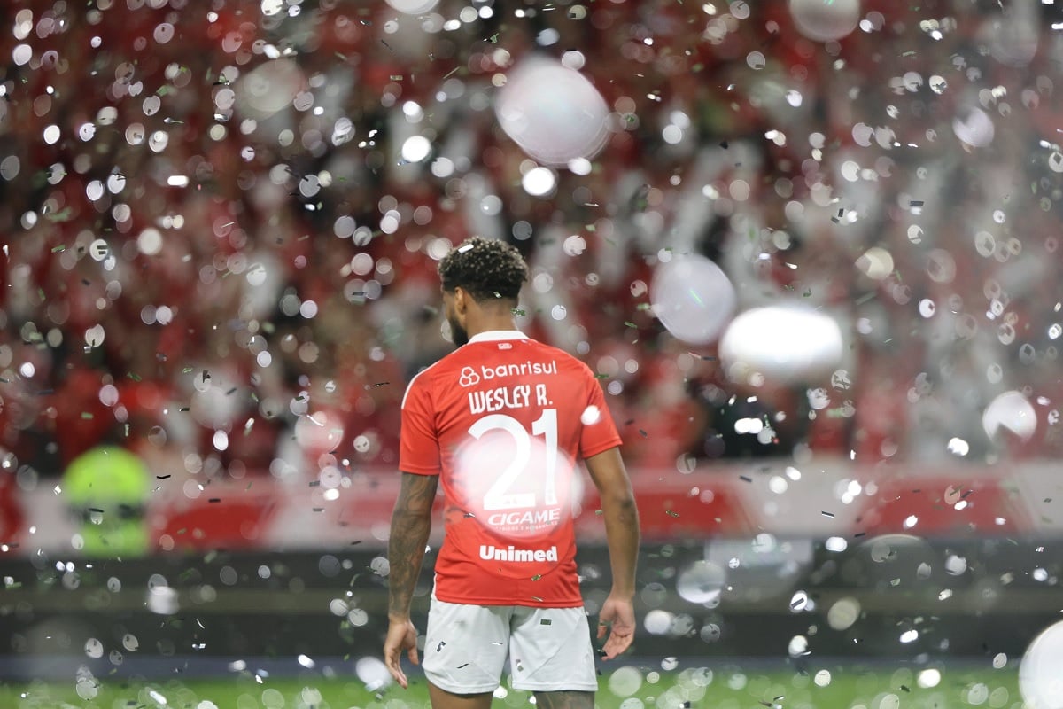 Inter demite chefes de marketing e comunicação após polêmica com papel picado contra o Flamengo