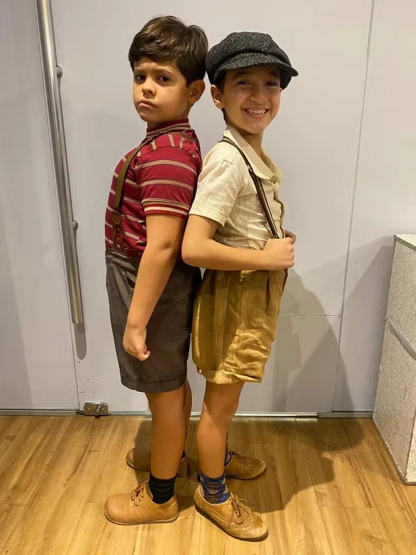 Arthur Yera e Davi Malizia em 'Êta Mundo Melhor'  por Reprodução