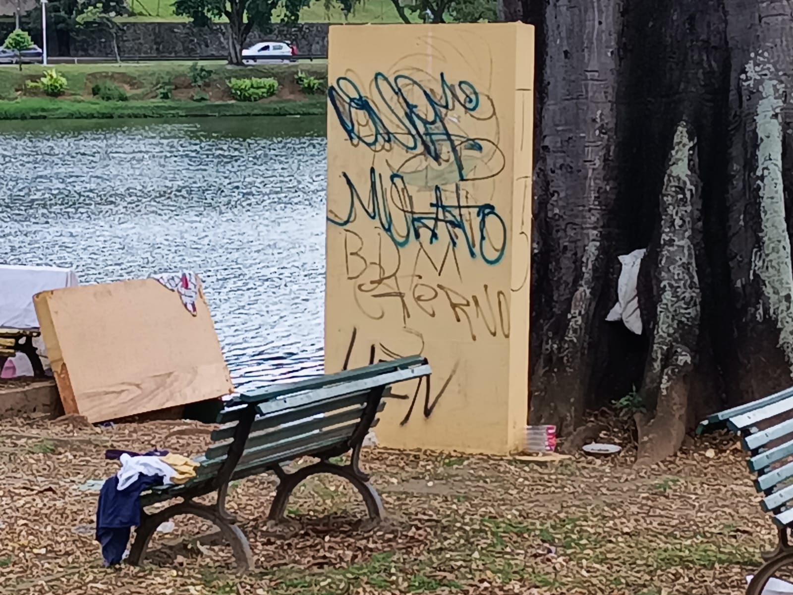 BDM transforma o Dique do Tororó em uma 'boca-de-fumo' por Bruno Wendel/CORREIO