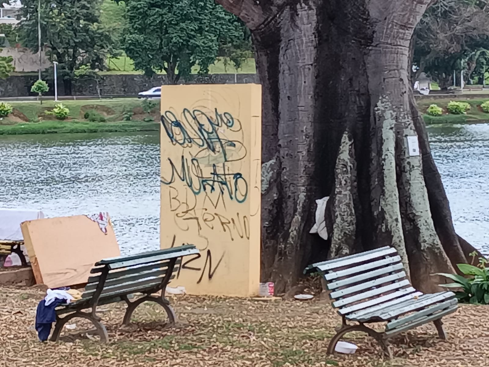 BDM transforma o Dique do Tororó em uma 'boca-de-fumo' por Bruno Wendel/CORREIO