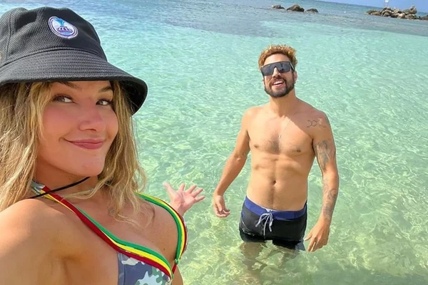 Daia de Paula e Caio Castro por Reprodução