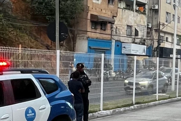 Guarda Municipal age e impede perseguição a mulher com medida protetiva em estação de BRT
