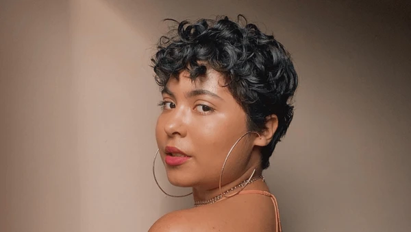 Pixie Cut por Reprodução
