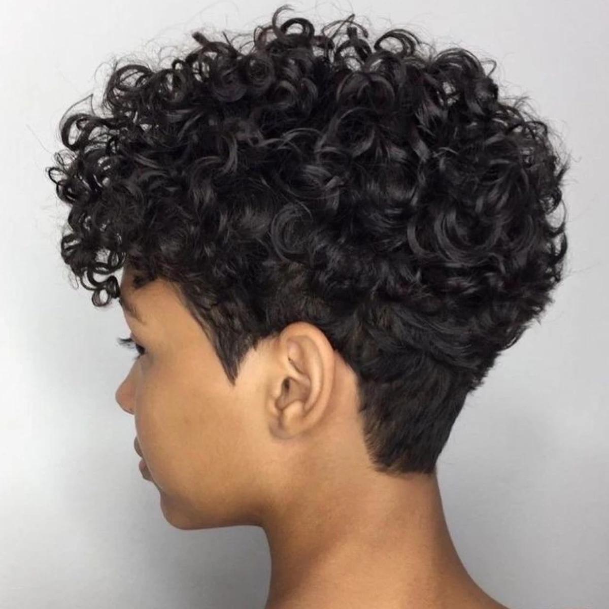 Pixie Cut por Reprodução