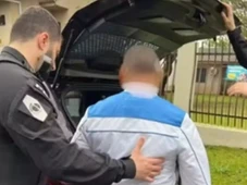 Imagem - Padre é preso por suspeita de abusar sexualmente de adolescentes: oferecia dinheiro, presentes e viagens