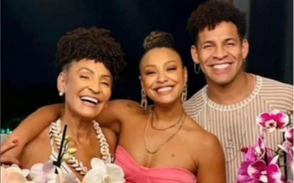 Mãe de Sheron Menezes lamenta morte do filho