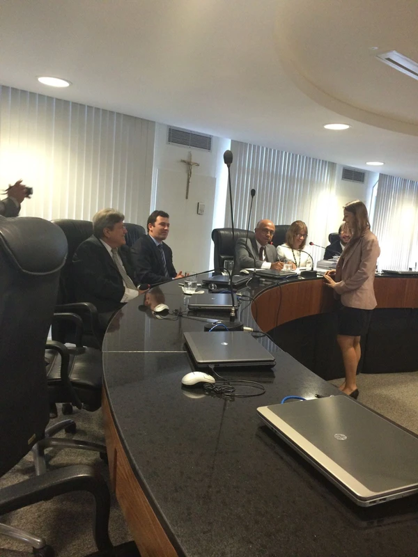 Pamela no dia da posse do cargo de auditora fiscal do TCE-BA por Acervo pessoal