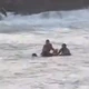 Imagem - Jovem de 26 anos é resgatada em praia de Salvador