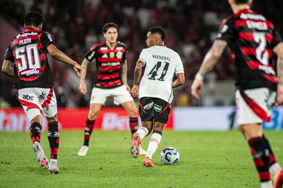 Flamengo 8 x 0 Vitória  por Victor Ferreira/EC Vitória