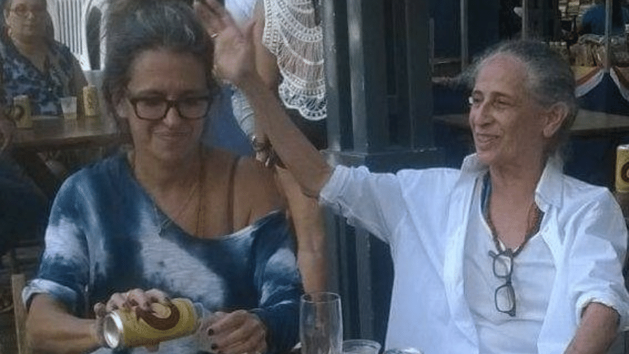 Maria Bethânia e Gilda Midani terminam casamento por Reprodução
