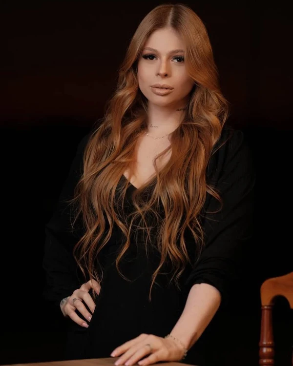 Samira Khouri por Reprodução