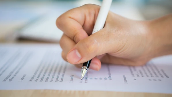 Prefeitura abre concurso público para vagas imediatas com salários de até R$ 15 mil