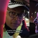 Imagem - Policial surpreende e beija Caetano Veloso em Brasília: ‘Que homem cheiroso’