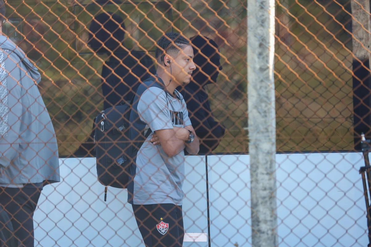 Desembarque do Vitória em Salvador após derrota por 8 a 0  por Marina Silva/CORREIO