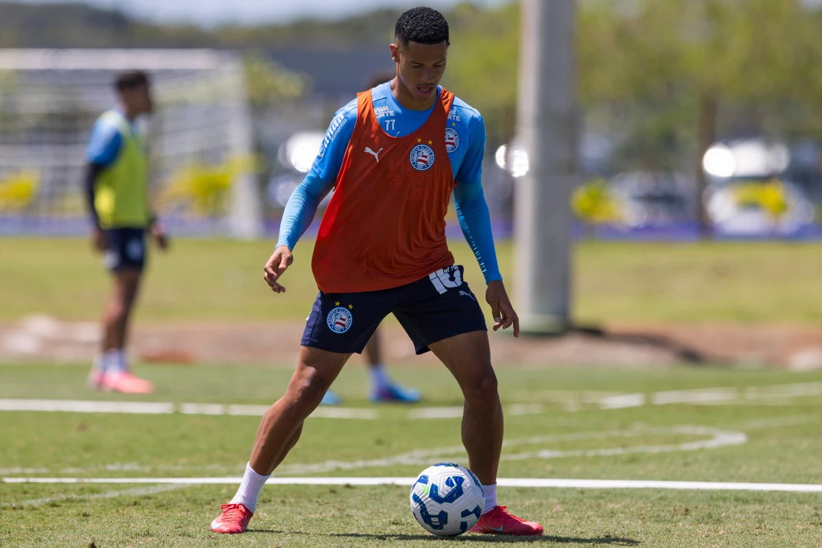 Elenco do Bahia treinando em preparação para encarar o Fluminense (26/8) por Rafael Rodrigues/EC Bahia