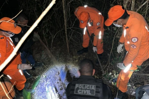 Fragmentos do corpo que seria do motorista de aplicativo Weverton Antônio dos Santos foram encontrados na zona rural de Eunápolis por Divulgação/Polícia Civil