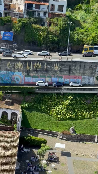 Operação da polícia ocupa a Gamboa por Divulgação